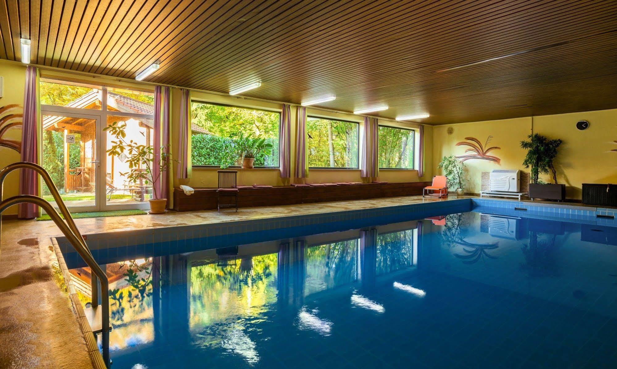 Landhotel Klingerhof Hösbach Exterior foto